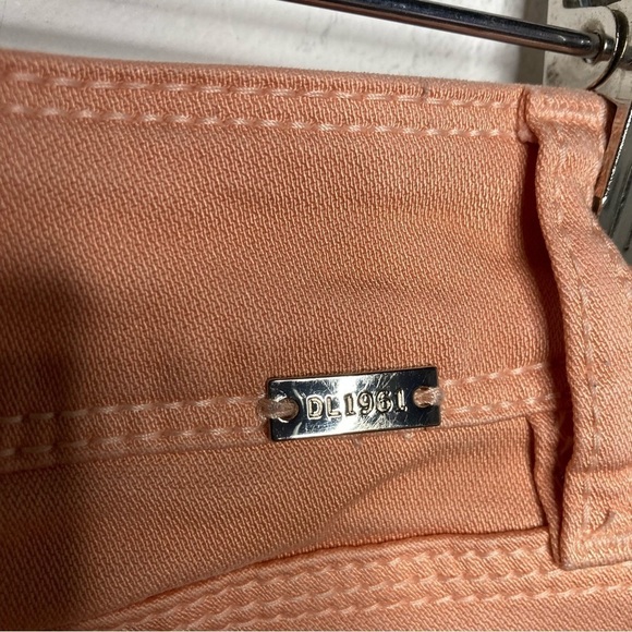 DL1961 peach colored Jeans size 29 - Picture 12 of 12